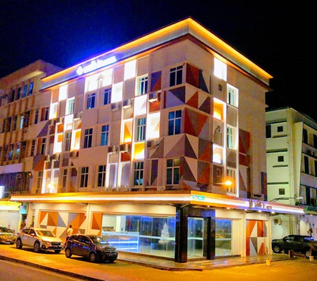 Walk In Hotel Kota Kinabalu Extérieur photo